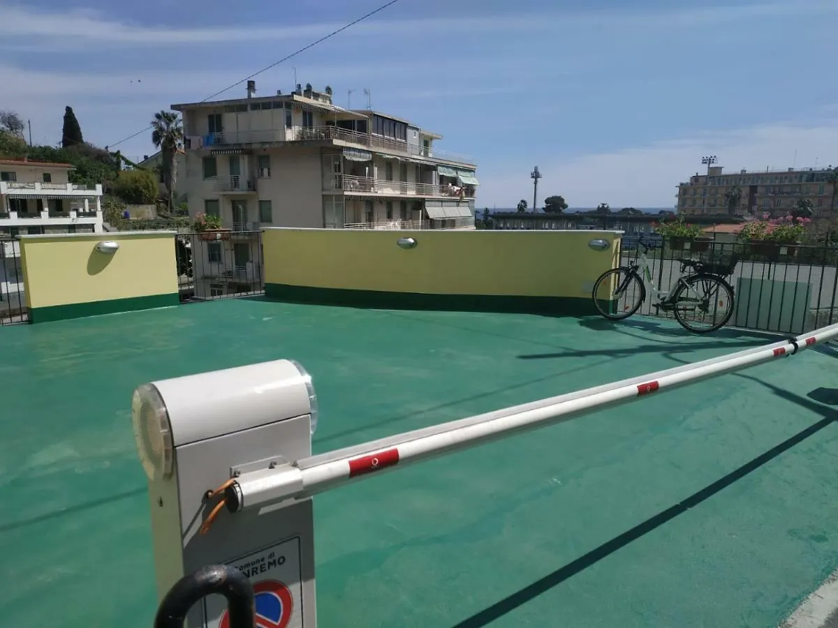 Casa Delle Ginestre Bike Aparthotel San Remo